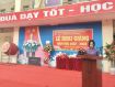 Cô Lê Thị Kim Dung- Phó hiệu trưởng nhà trường đọc thư của Chủ tịch nước gửi các em học sinh nhân ngày khai trường