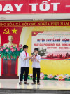 Tiết mục thổi sáo “Gặp mẹ trong mơ” đầy cảm xúc của em Lê Duy Hùng (lớp 6B)