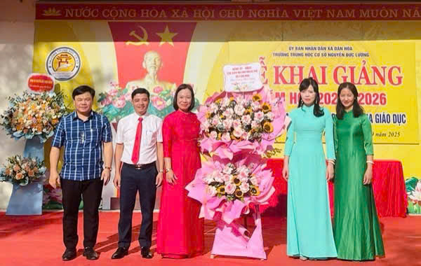 KHAI GIẢNG NĂM HỌC